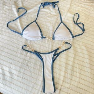 Thong bikini set